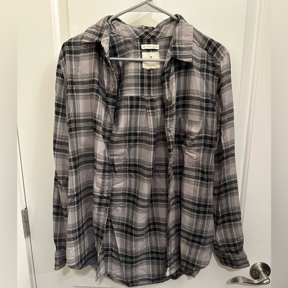 American Eagle plaid button up